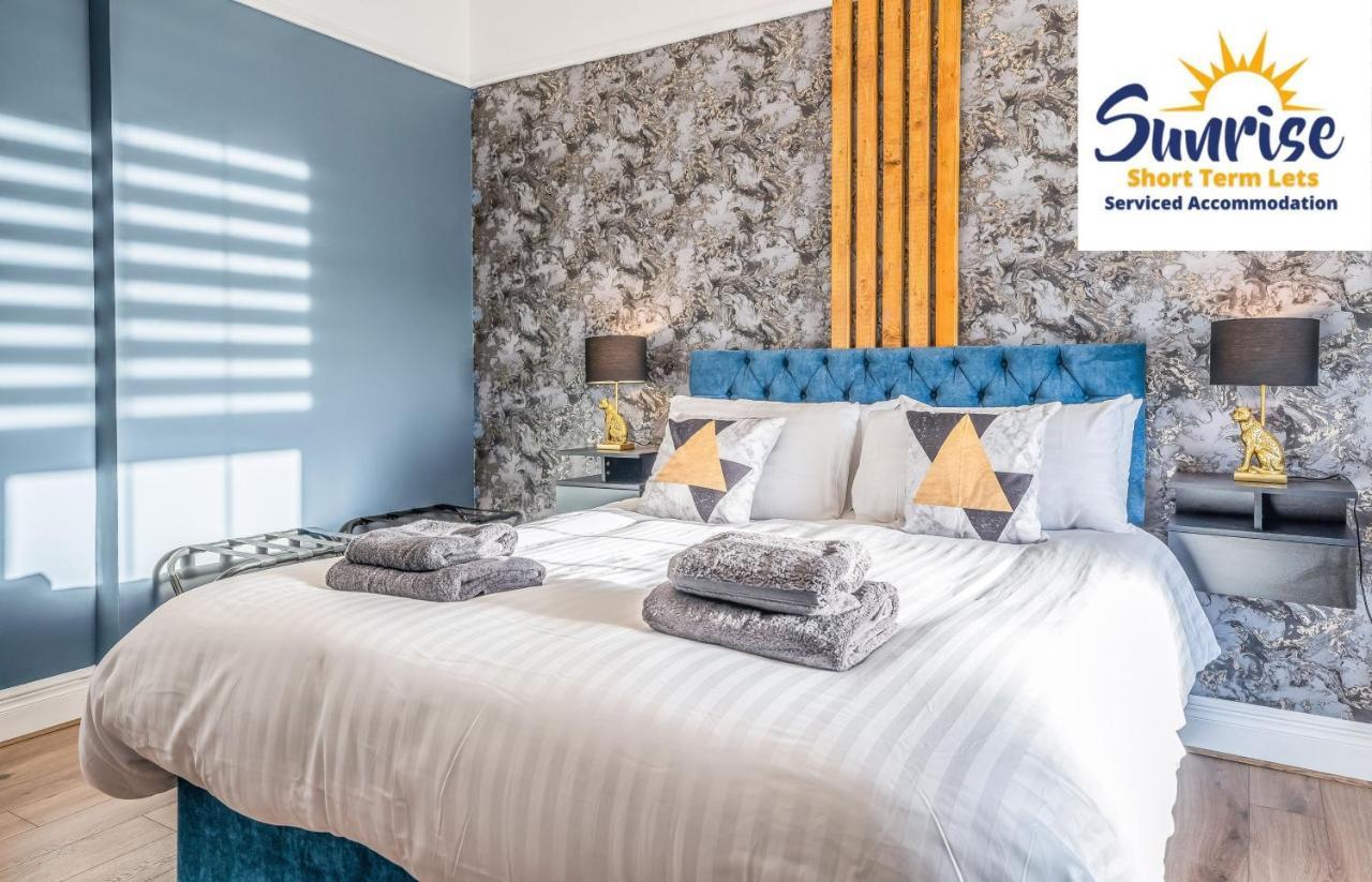 Presidential Apartment, Family Home, Luxury Bedrooms, 2 Rooms, 1 King Bed, 2 Single Beds, Free Wifi, Free Parking, Tourists, Business Travelers, Relocation, Beautiful River Views, - Long Stays, Invoice And Reduced Price Are Only Via Sunrise Short Let Dundee Buitenkant foto