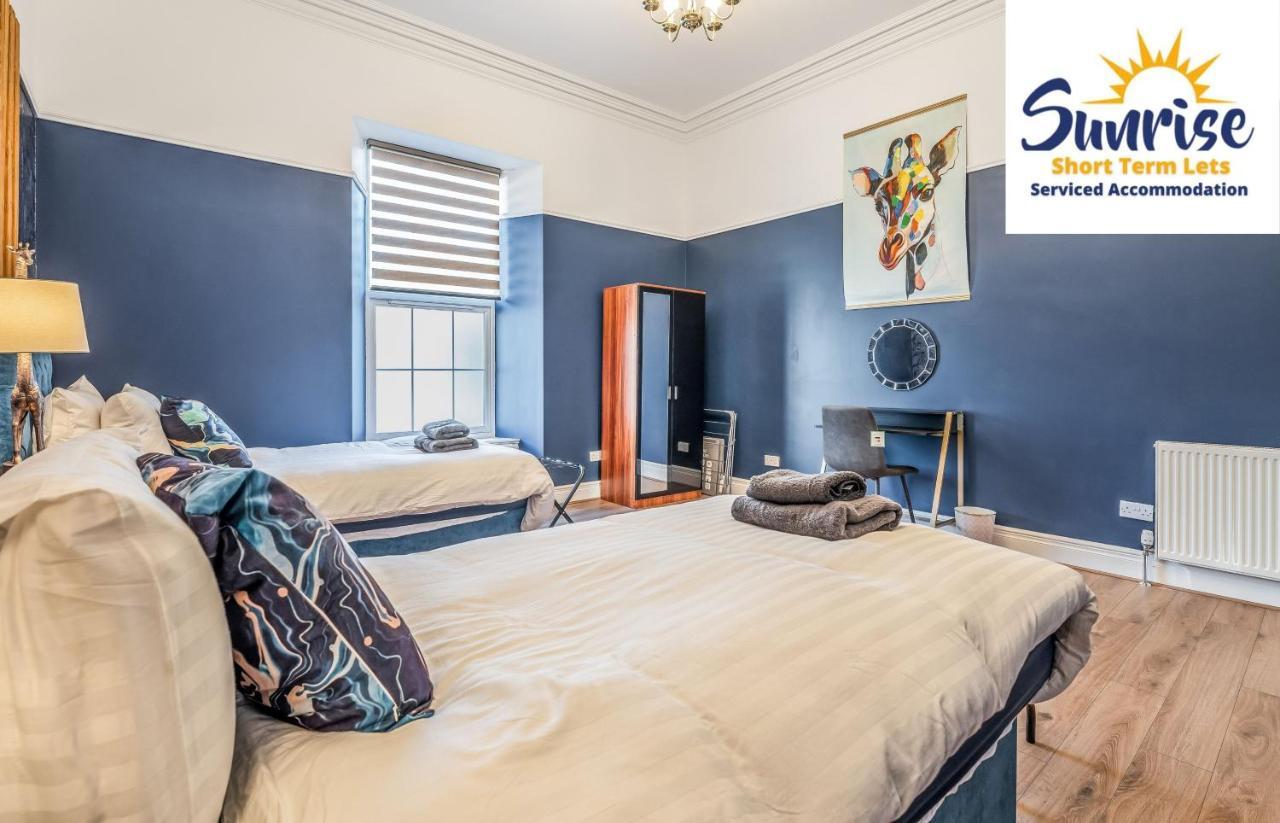 Presidential Apartment, Family Home, Luxury Bedrooms, 2 Rooms, 1 King Bed, 2 Single Beds, Free Wifi, Free Parking, Tourists, Business Travelers, Relocation, Beautiful River Views, - Long Stays, Invoice And Reduced Price Are Only Via Sunrise Short Let Dundee Buitenkant foto
