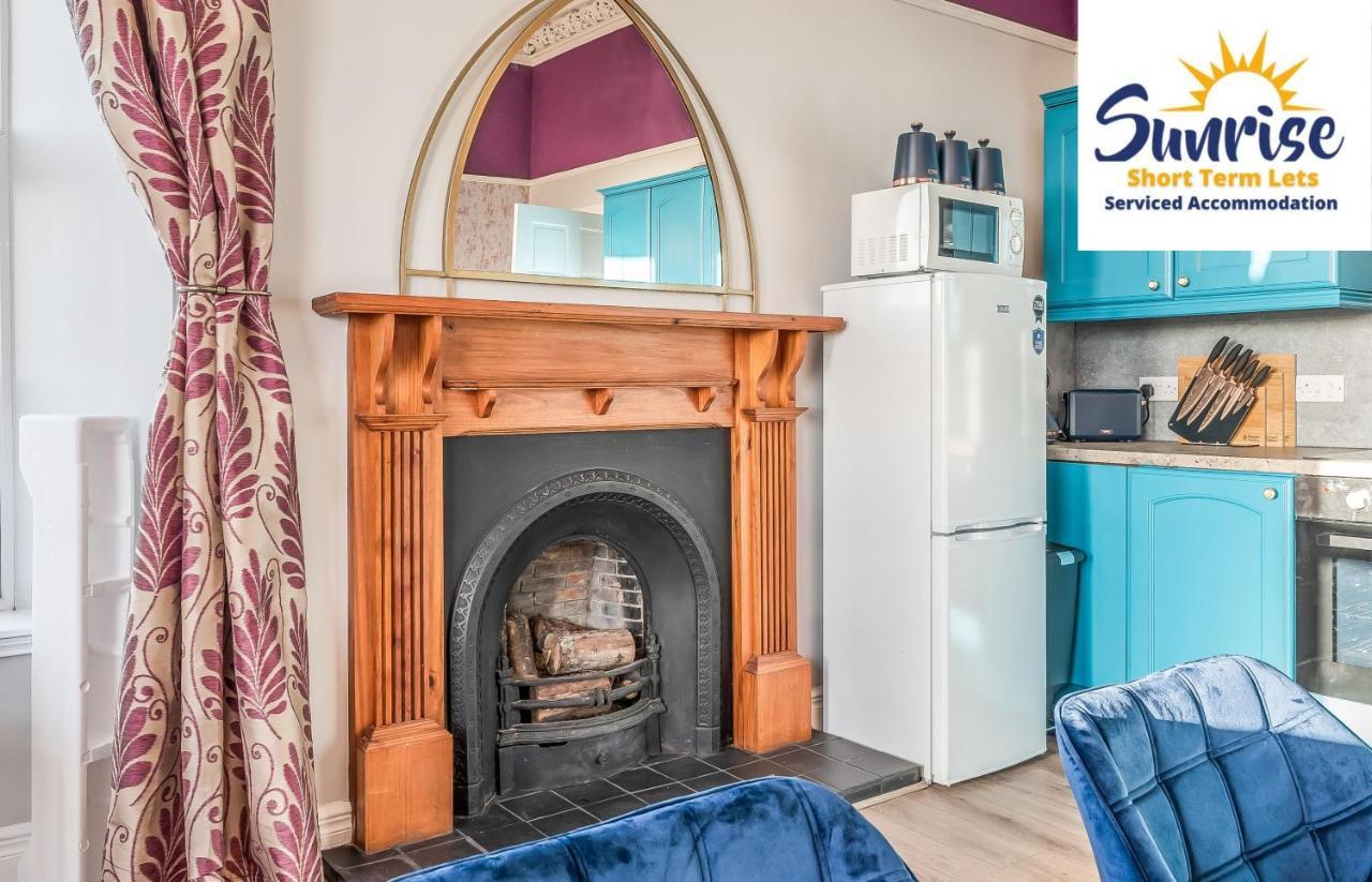 Presidential Apartment, Family Home, Luxury Bedrooms, 2 Rooms, 1 King Bed, 2 Single Beds, Free Wifi, Free Parking, Tourists, Business Travelers, Relocation, Beautiful River Views, - Long Stays, Invoice And Reduced Price Are Only Via Sunrise Short Let Dundee Buitenkant foto