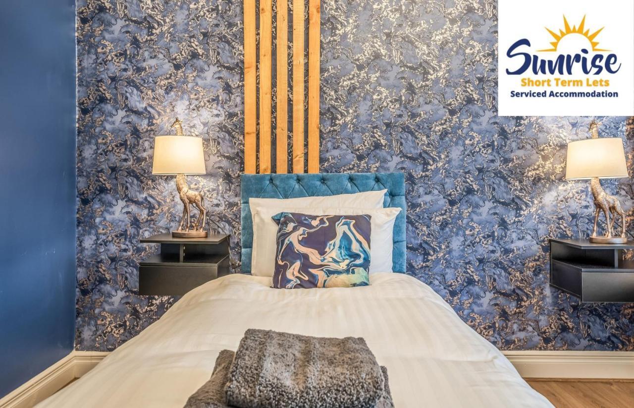 Presidential Apartment, Family Home, Luxury Bedrooms, 2 Rooms, 1 King Bed, 2 Single Beds, Free Wifi, Free Parking, Tourists, Business Travelers, Relocation, Beautiful River Views, - Long Stays, Invoice And Reduced Price Are Only Via Sunrise Short Let Dundee Buitenkant foto