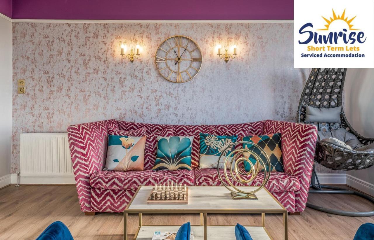 Presidential Apartment, Family Home, Luxury Bedrooms, 2 Rooms, 1 King Bed, 2 Single Beds, Free Wifi, Free Parking, Tourists, Business Travelers, Relocation, Beautiful River Views, - Long Stays, Invoice And Reduced Price Are Only Via Sunrise Short Let Dundee Buitenkant foto