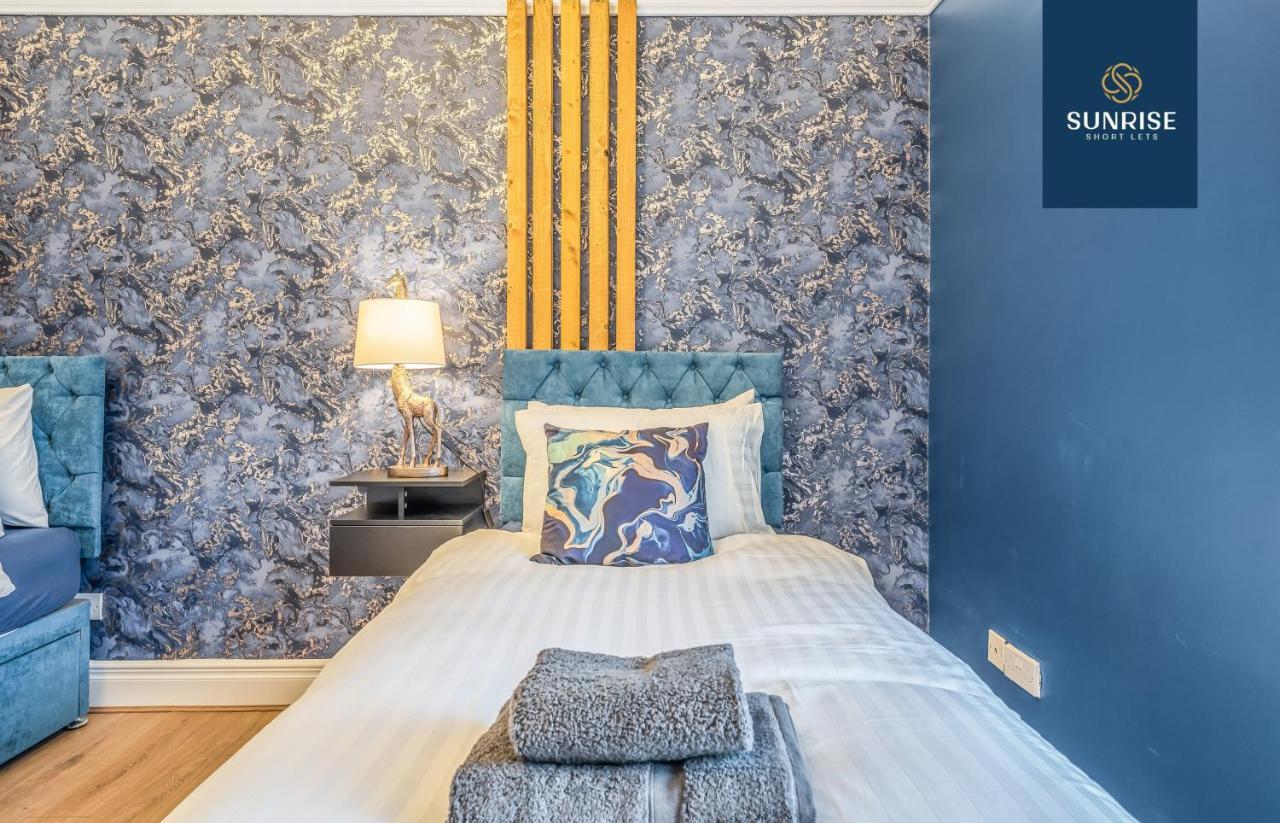 Presidential Apartment, Family Home, Luxury Bedrooms, 2 Rooms, 1 King Bed, 2 Single Beds, Free Wifi, Free Parking, Tourists, Business Travelers, Relocation, Beautiful River Views, - Long Stays, Invoice And Reduced Price Are Only Via Sunrise Short Let Dundee Buitenkant foto