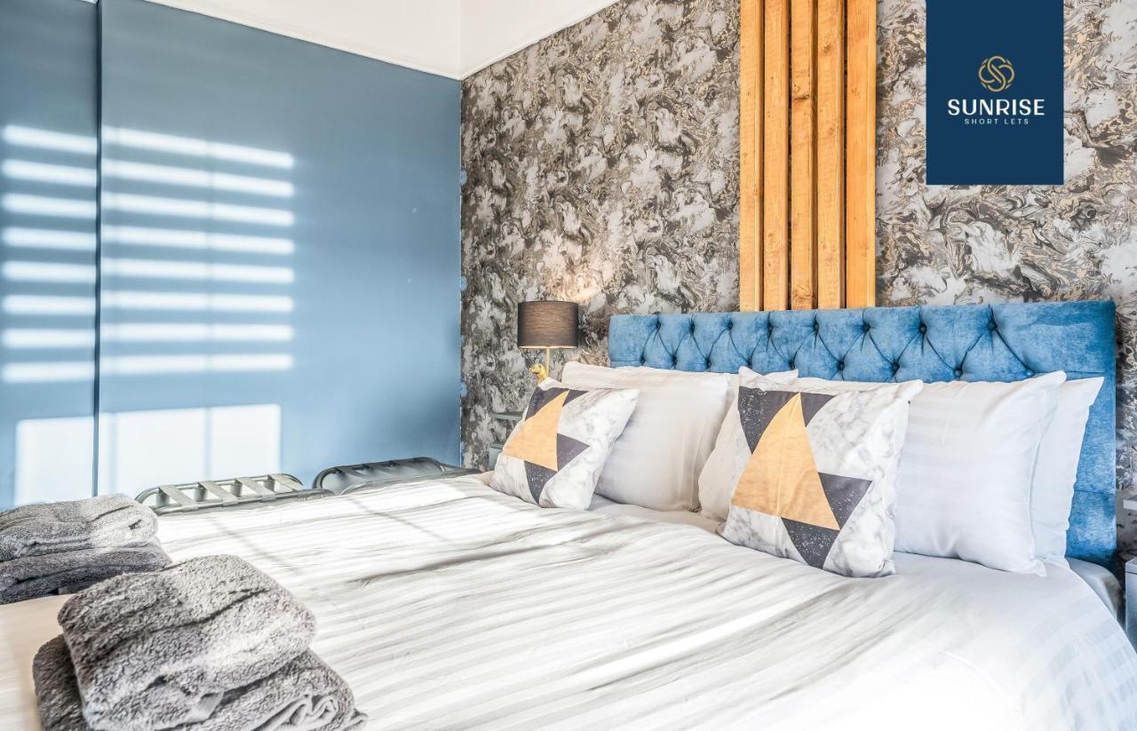 Presidential Apartment, Family Home, Luxury Bedrooms, 2 Rooms, 1 King Bed, 2 Single Beds, Free Wifi, Free Parking, Tourists, Business Travelers, Relocation, Beautiful River Views, - Long Stays, Invoice And Reduced Price Are Only Via Sunrise Short Let Dundee Buitenkant foto