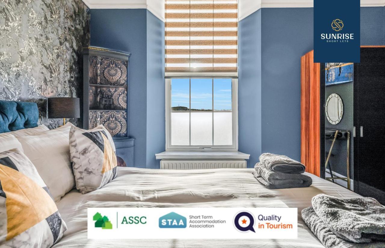 Presidential Apartment, Family Home, Luxury Bedrooms, 2 Rooms, 1 King Bed, 2 Single Beds, Free Wifi, Free Parking, Tourists, Business Travelers, Relocation, Beautiful River Views, - Long Stays, Invoice And Reduced Price Are Only Via Sunrise Short Let Dundee Buitenkant foto